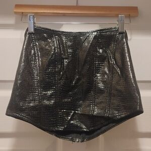 NWT Cider Black Faux Leather Croc Embossed Tube Top Sophisticated Casual Size M